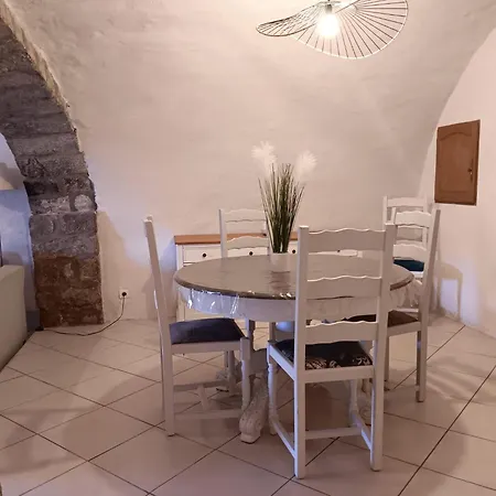 Maison Ardechoise Atypique 別荘 Chomérac